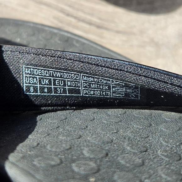 Vionic Tide Sandals, Size 6, Black Sequin - Picture 6 of 6